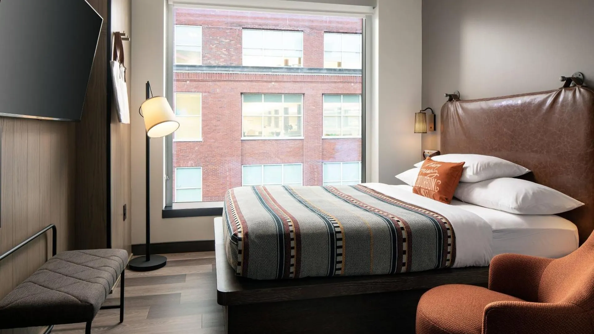 Hotel Moxy Louisville Downtown