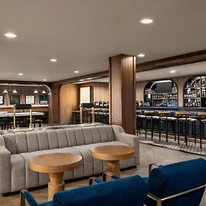 Hotel Crowne Plaza Airport Expo Ctr By Ihg, Louisville